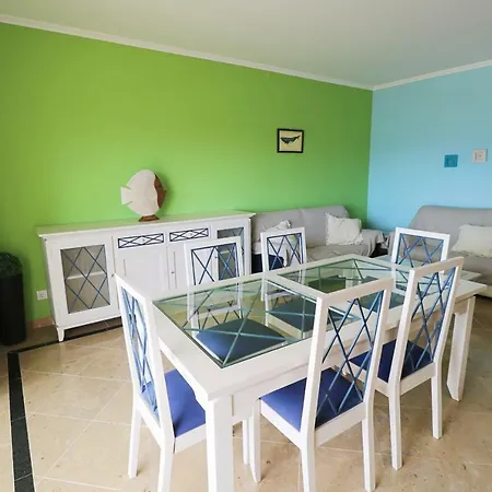 Beach Break Apartment